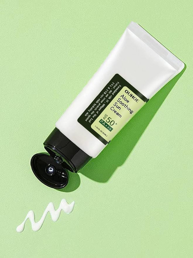 کرم ضد آفتاب آلوئه ورا کوزارکس SPF50 حجم 50 میل