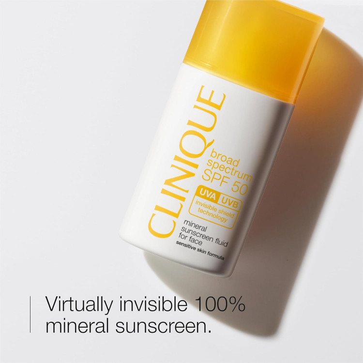 فلوئید ضد آفتاب مینرال spf 50 کلینیک حجم ۳۰ میل